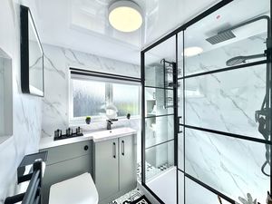 Photo 19- click for photo gallery